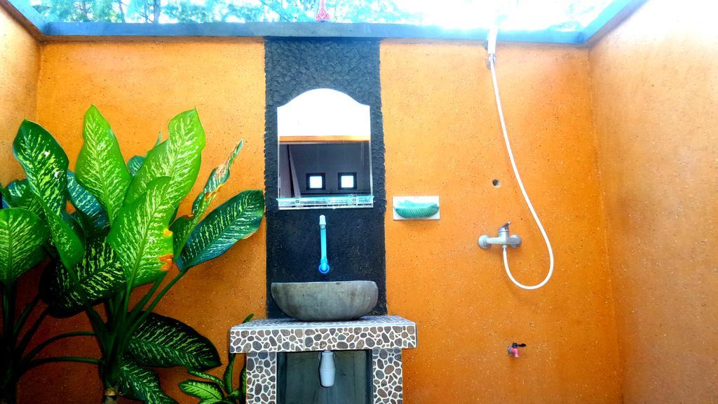 Saeri Matahari Bungalow Gili Air Exteriör bild